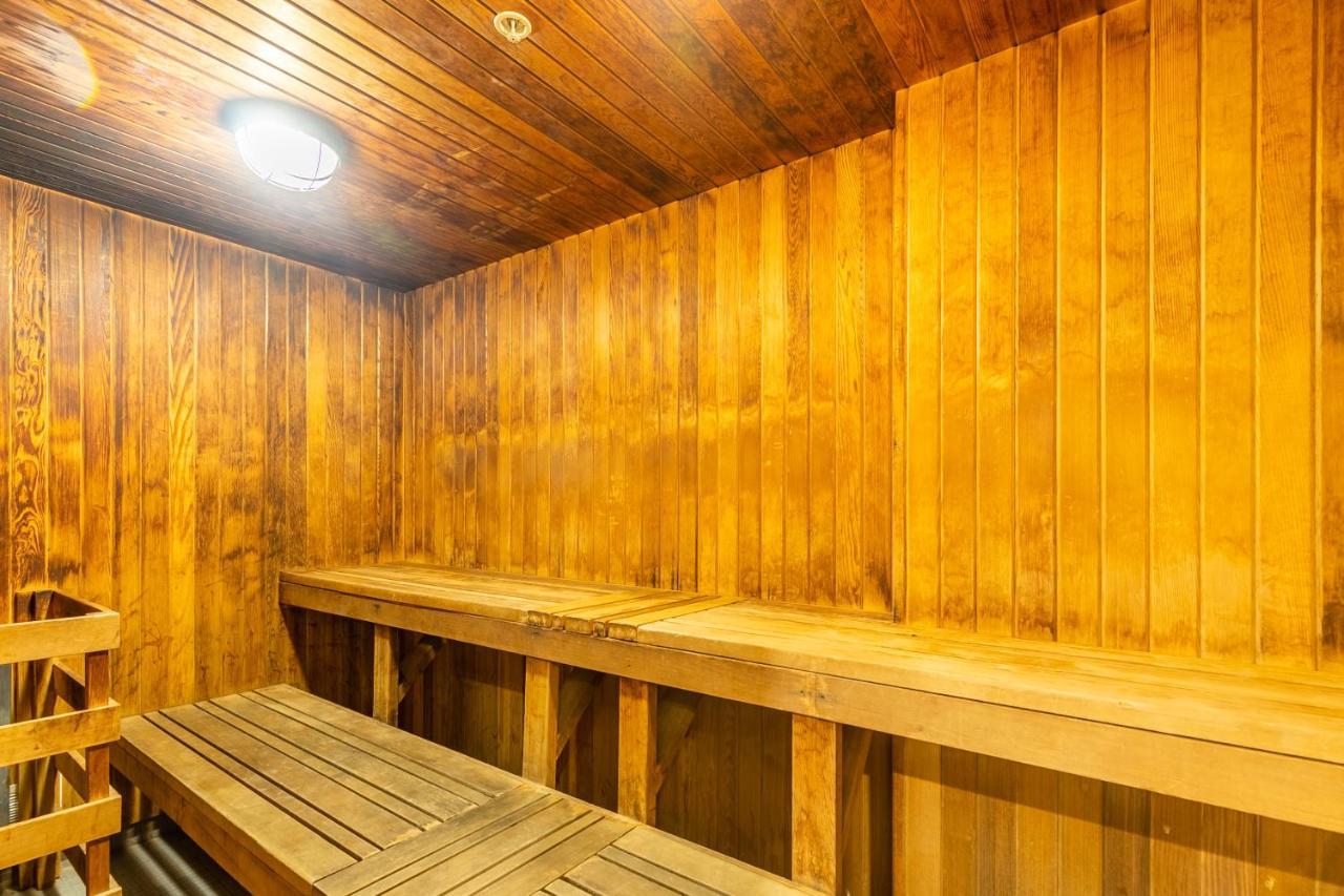 Luxury Suite With Private Patio In Downtown Toronto Exterior photo